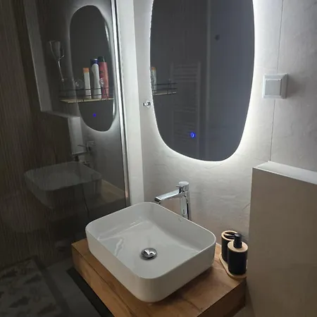Samy Free Garaza,top Pogled,blizu Staze Apartman