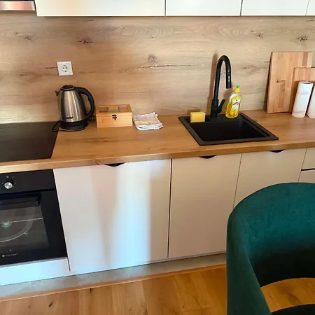 Samy Free Garaza,top Pogled,blizu Staze Apartman