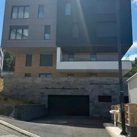 Apartman Samy Free Garaza,top Pogled,blizu Staze Bjelašnica